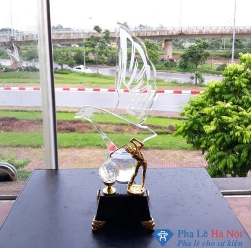 Cúp pha lê thể thao golf 5